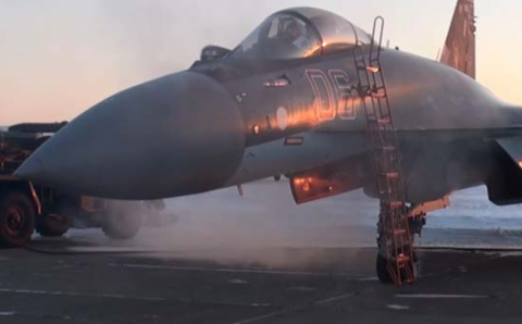 Российский истребитель Су-35С победил в воздушном бою украинский Су-25