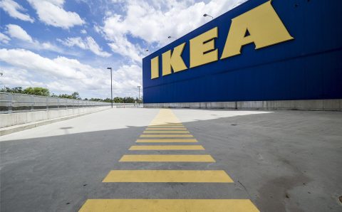 IKEA проводит последний день распродажи товаров в российских магазинах