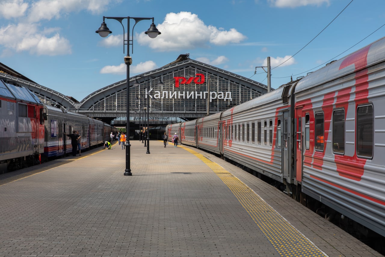 Литва позволила России перевозить в Калининград на 3000 человек в месяц больше