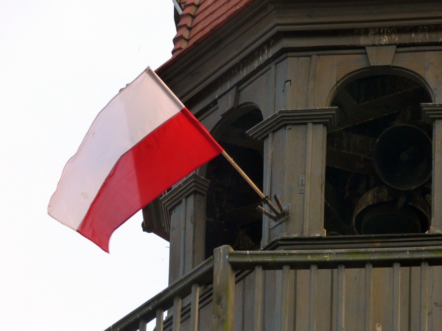 Верховная рада уравняла граждан Польши в правах с украинцами