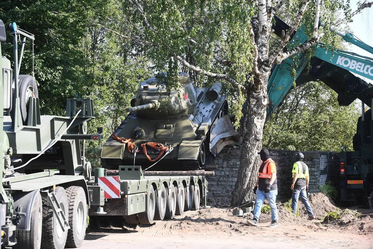 Курская область готова забрать Т-34 из эстонской Нарвы