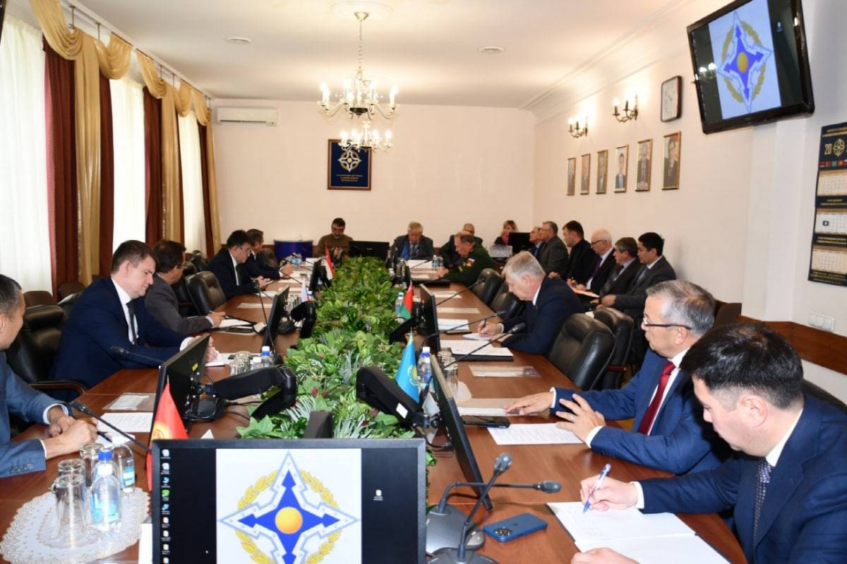 В ОДКБ рассмотрели возможность задействования миротворцев из-за обострения ситуации между Арменией и Азербайджаном