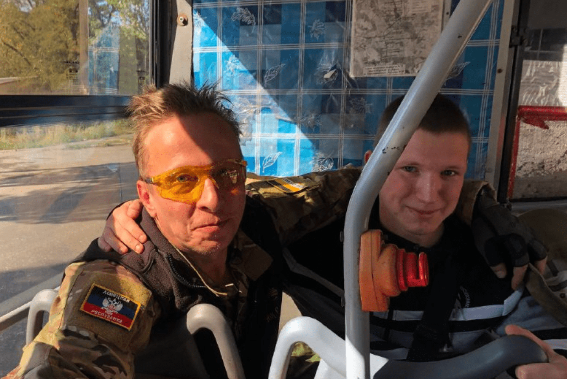 Иван Охлобыстин прибыл Донецк и переоделся камуфляжную форму с символикой ДНР