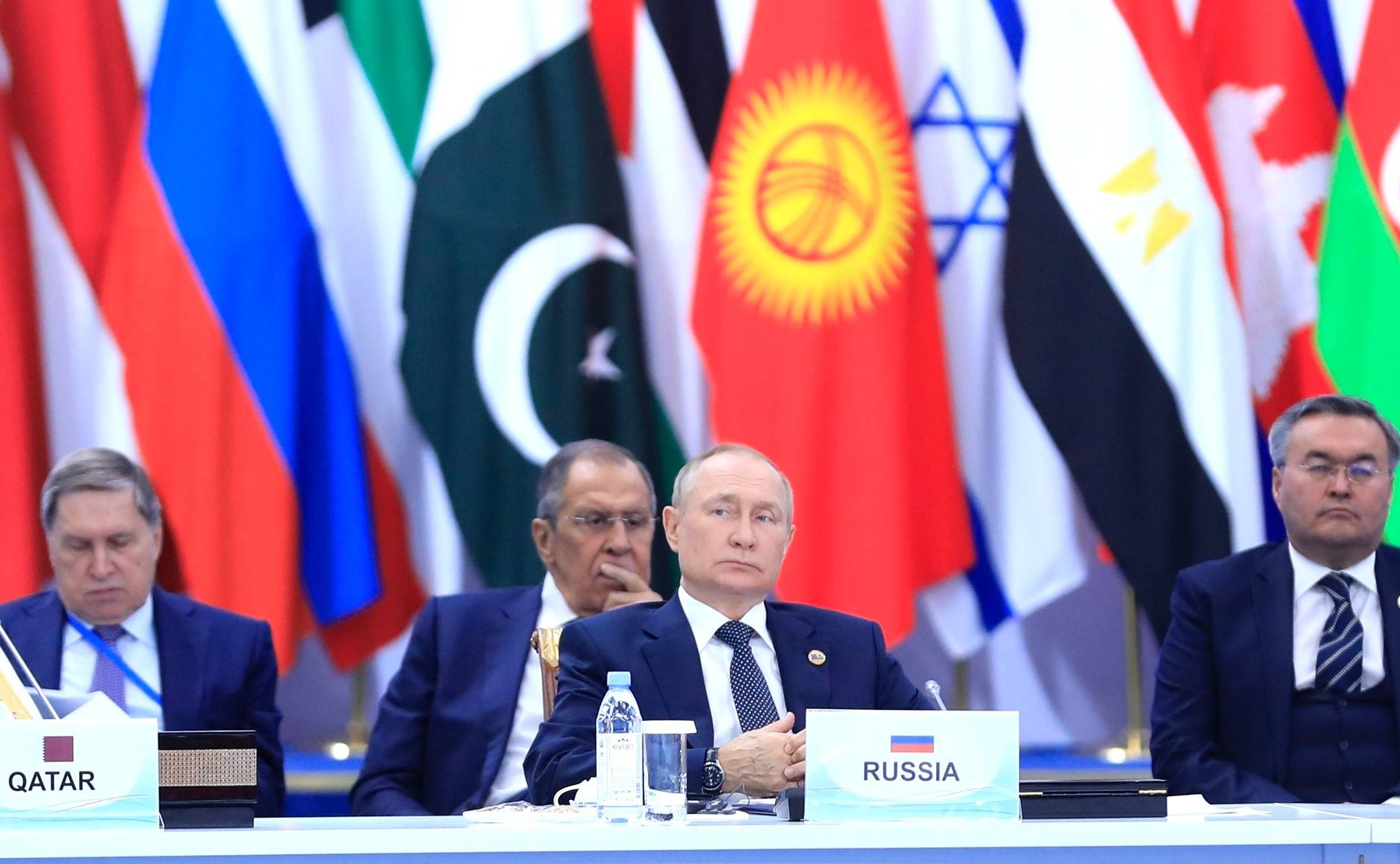 Президент РФ: Азия начинает играть ключевую роль в формирующемся многополярном мире