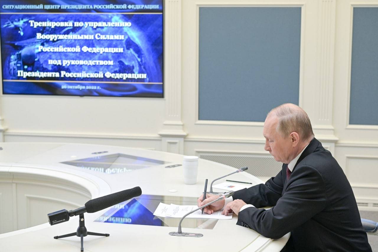 Путин проводит тренировку с армией России по нанесению массированного ядерного удара
