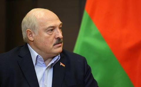 Лукашенко заявил о наращивании военных сил Литвой и Польшей у границ Белоруссии