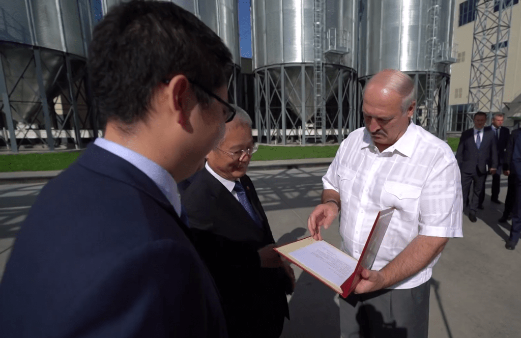 Лукашенко запустил производство Белорусской национальной биотехнологической корпорации