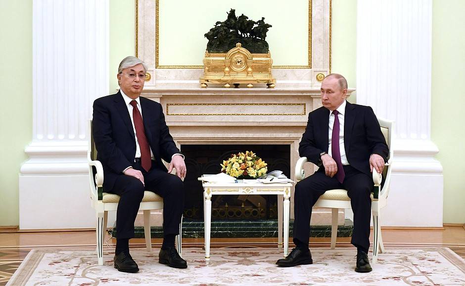 Путин и Токаев обговорили создание «тройственного газового союза» с Узбекистаном
