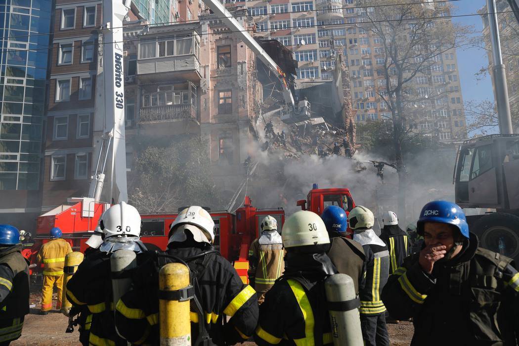 Кличко: В Киеве зафиксировано попадание боевых снарядов по жилым домам