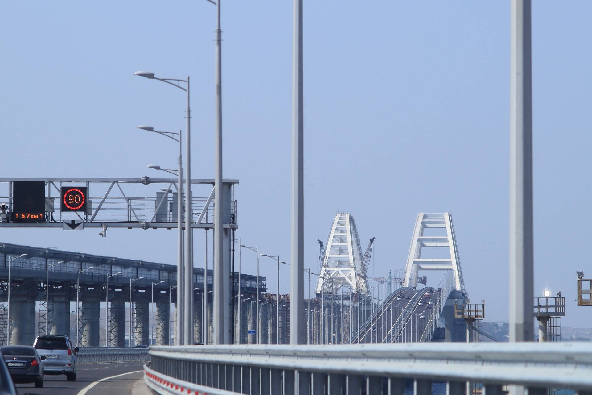 Крымский мост перекроют из-за ремонтных работ в субботу, 19 ноября