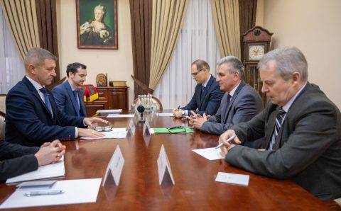 Президент непризнанного Приднестровья встретился с послом Великобритании