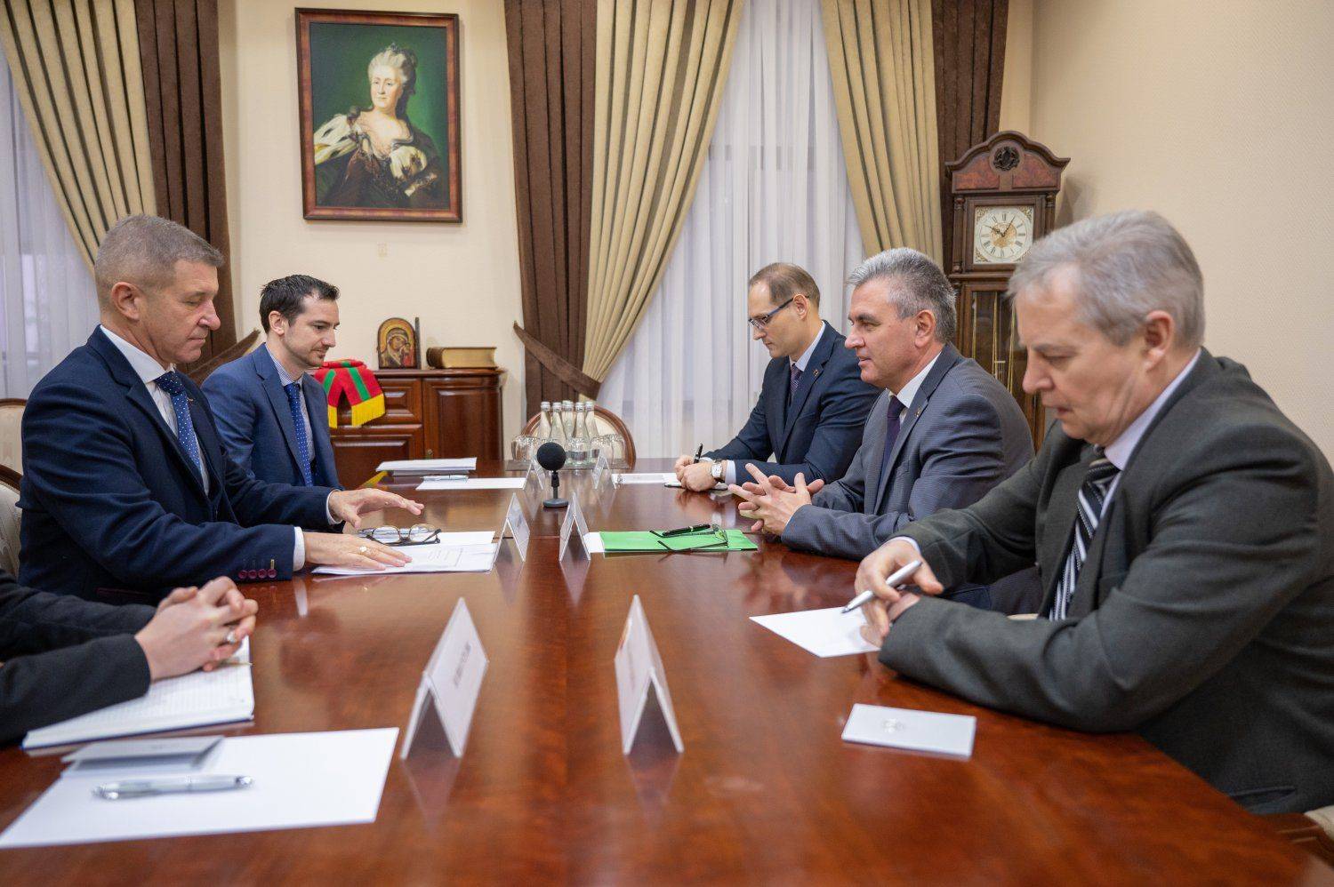 Президент непризнанного Приднестровья встретился с послом Великобритании