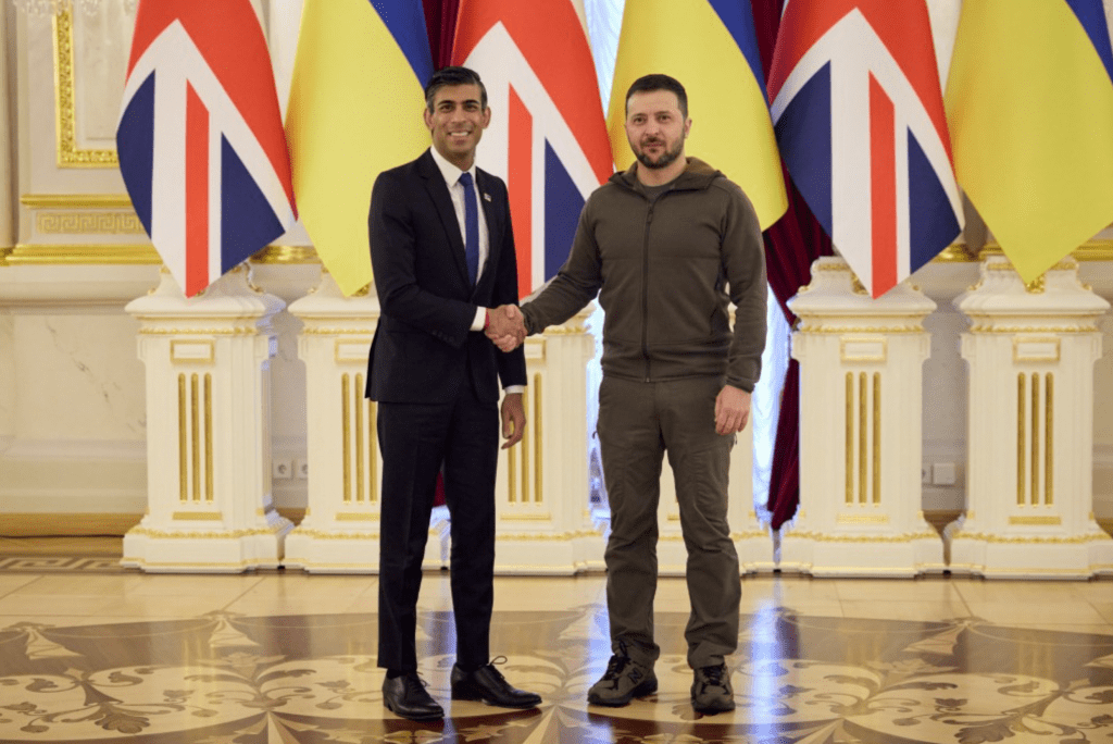 Новоизбранный премьер-министр Великобритании Сунак посетил Украину