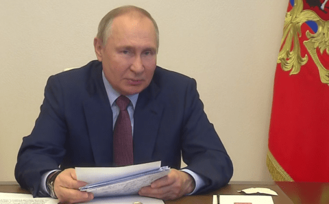 Путин анонсировал продление льготной ипотеки в РФ до 1 июля 2024 года с увеличением ставки