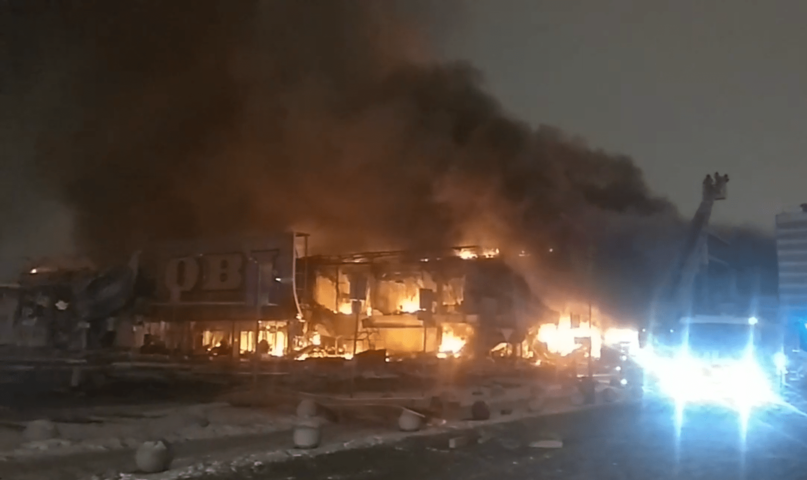ТЦ «Мега Химки» открылся после крупнейшего пожара