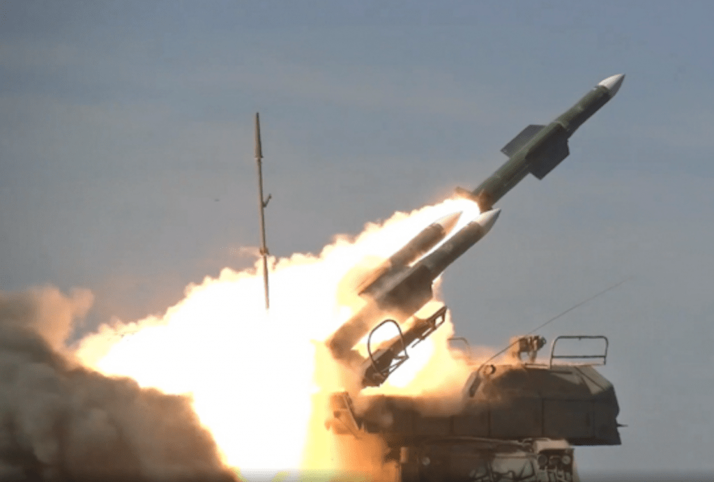Губернатор Голубев сообщил об уничтожении украинской ракеты в небе над Ростовской областью