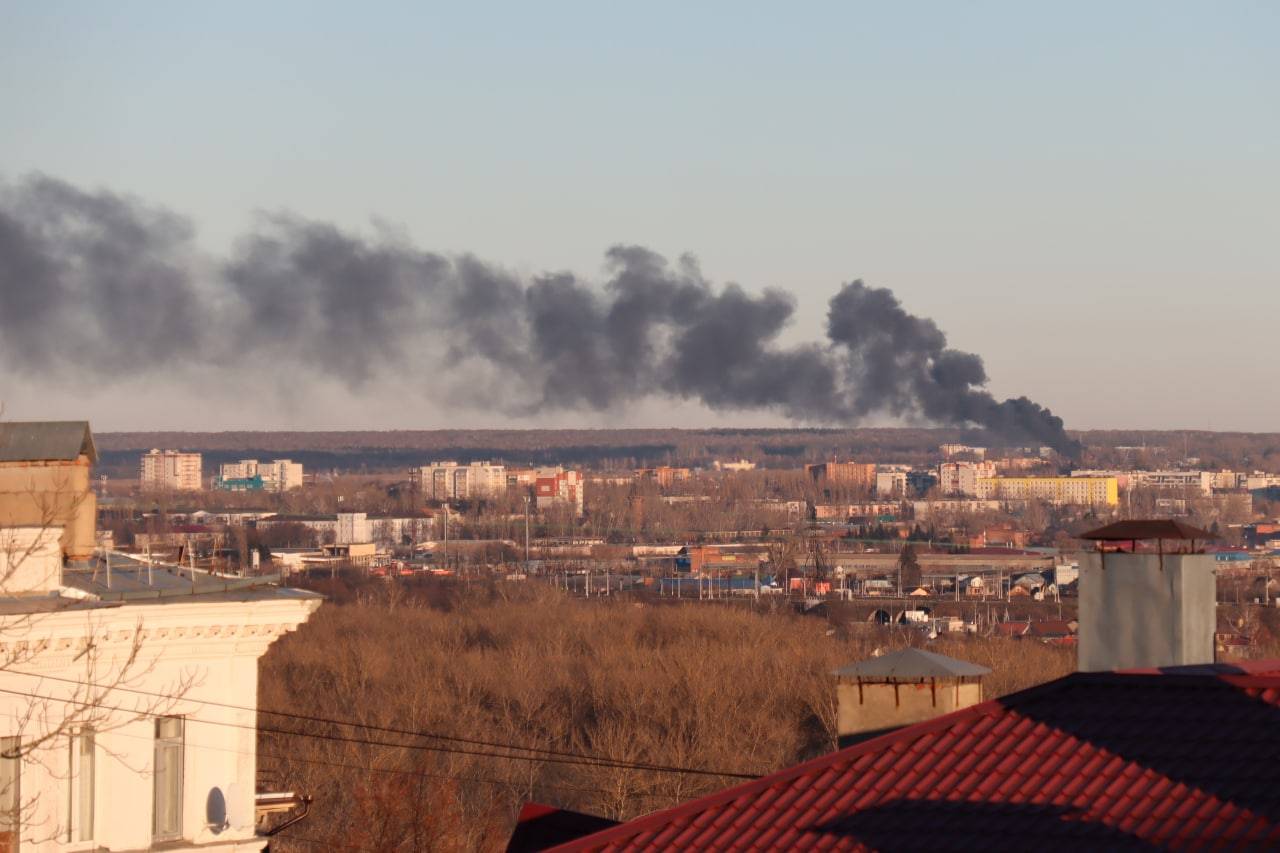 В курском поселке Краснооктябрьский зафиксировано 12 прилетов украинских снарядов