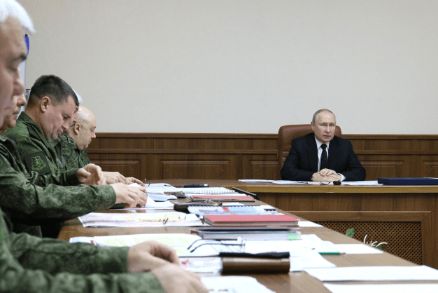 Президент РФ лично ознакомился с работой штаба войск участвующих в СВО