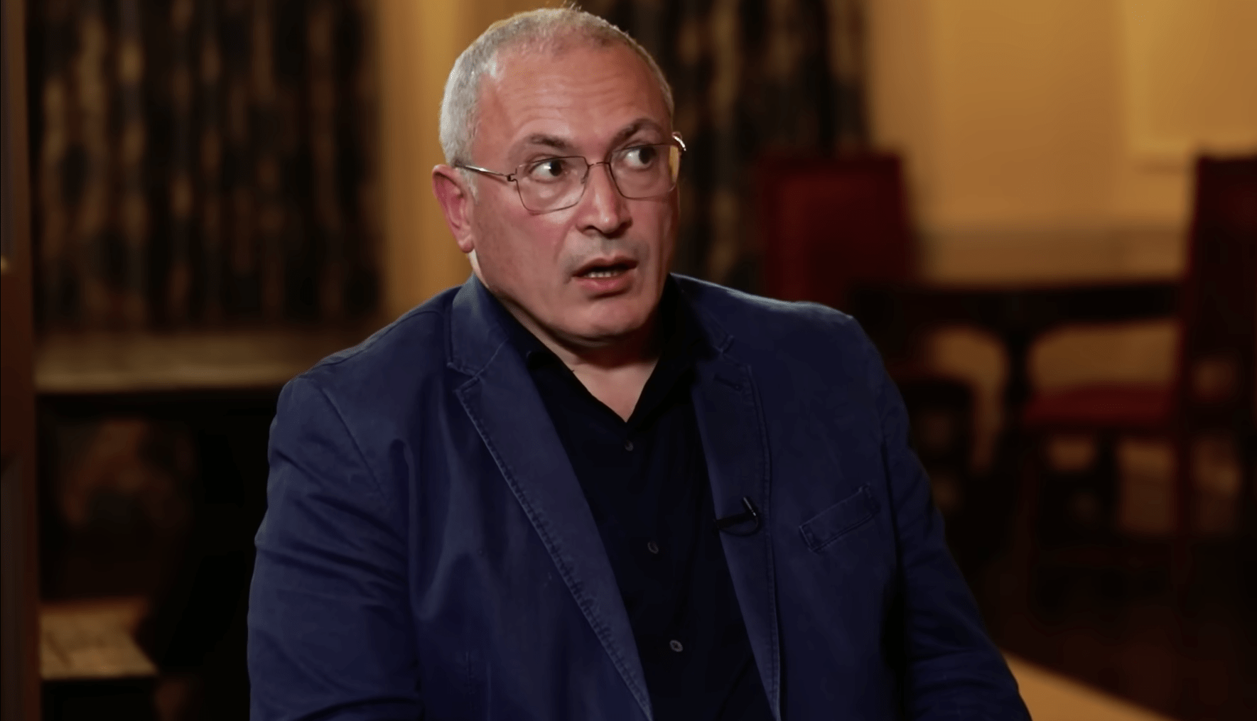 Мещанский суд Москвы оштрафовал Михаила Ходорковского* на 300 000 рублей