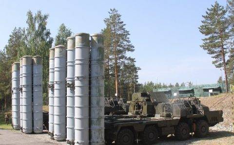 Батарея С-300 отработала защиту от атак в Московской области