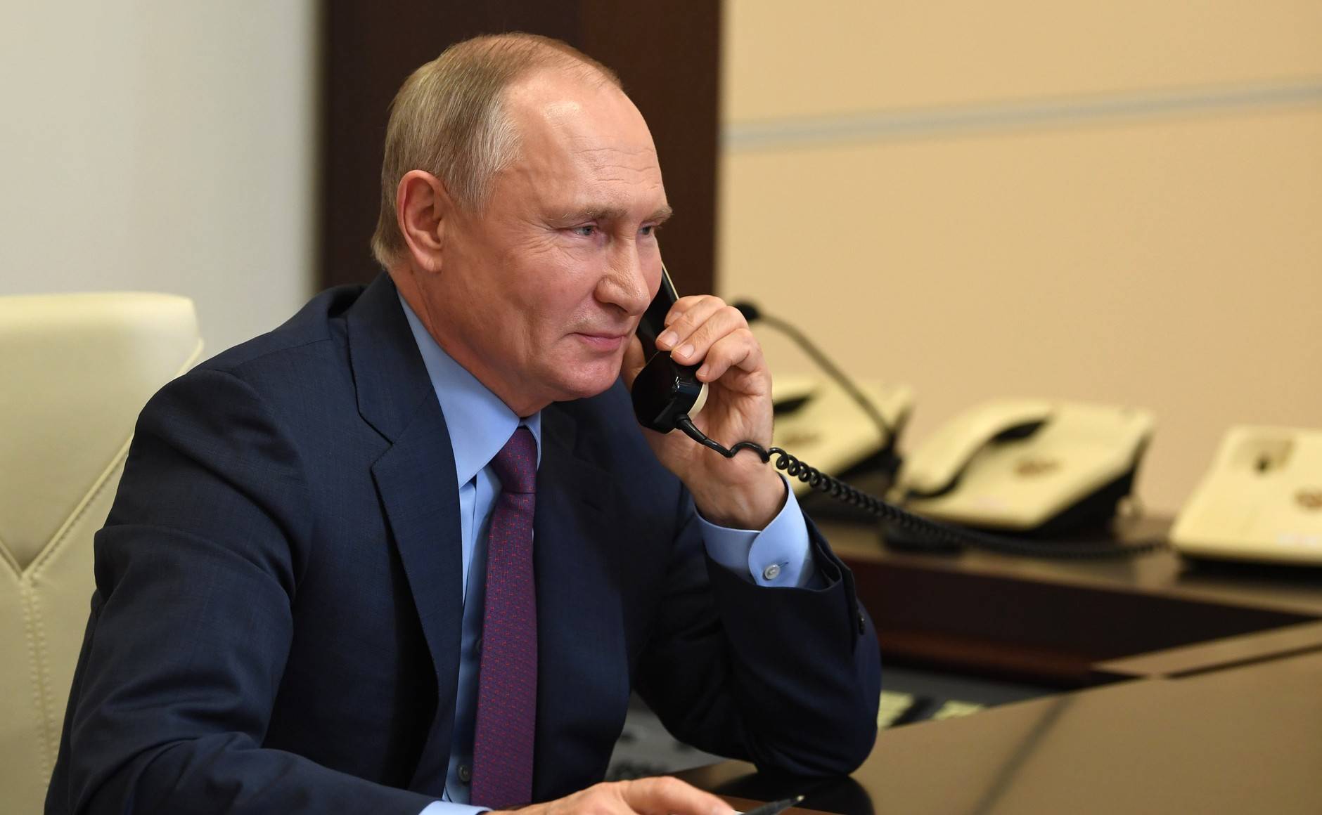 Путин назвал разрушение Каховской ГЭС варварской акцией