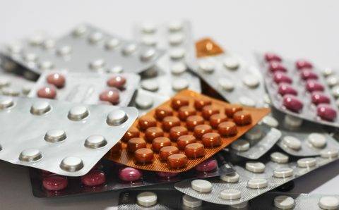 Росздравнадзор рассказал о задержках в доставке лекарств в российские аптеки