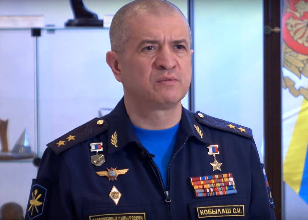 СБУ выдвинула обвинения экс-командующему Черноморским флотом и действующему командующему дальней авиацией РФ