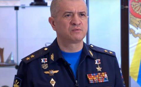 СБУ выдвинула обвинения экс-командующему Черноморским флотом и действующему командующему дальней авиацией РФ