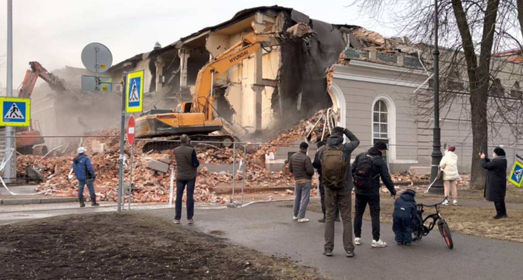 Журналисты напомнили об исторических зданиях Петербурга, попавших под снос в 2022 году