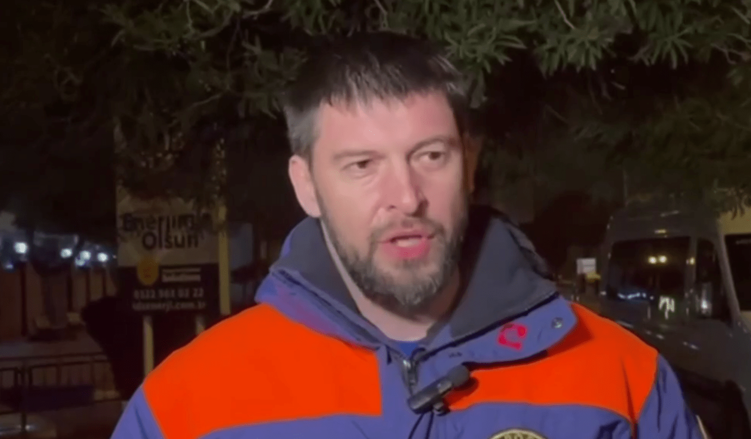 Российские спасатели с новейшим оборудованием прибыли на помощь пострадавшей от землетрясения Турции