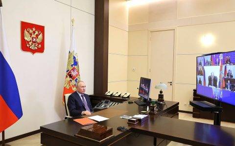 Путин обсудил борьбу с терроризмом на совещании с Шойгу, Медведевым и Володиным