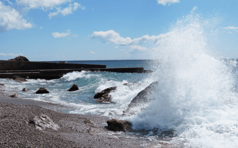 Жители Крыма ощутили слабые подземные толчки