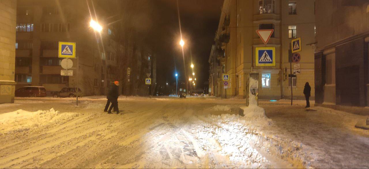 «Вообще ничего не чищено»: петербуржцев возмутил отчет Комблага об «успешной» уборке города от снега