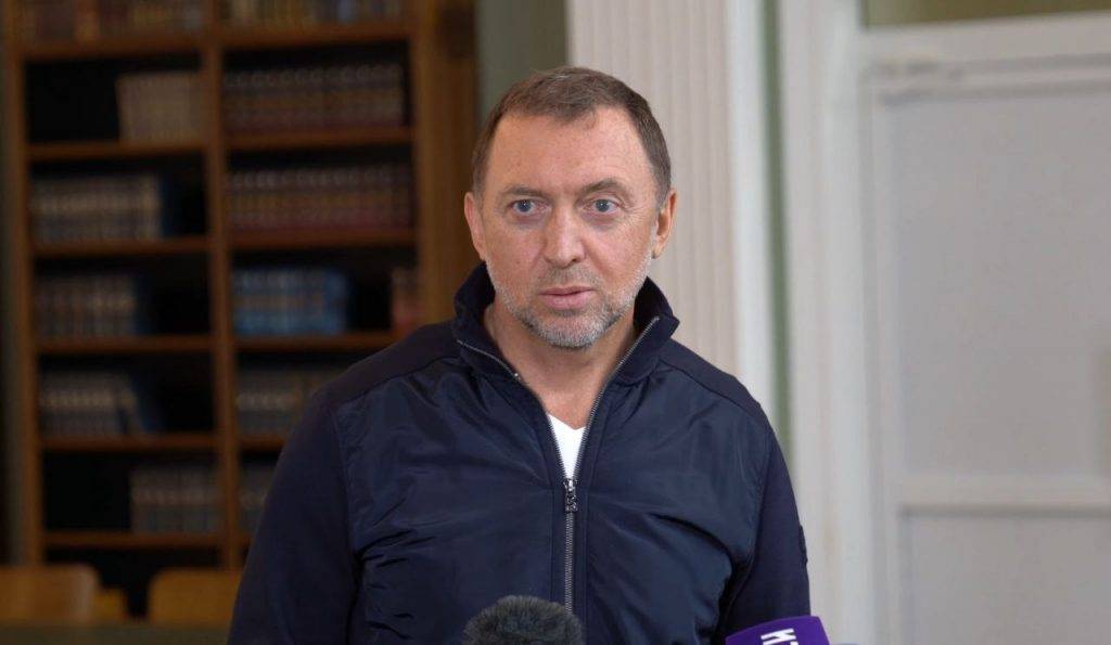 Дерипаска потребовал от Певчих опровергнуть данные о его участии в залоговых аукционах