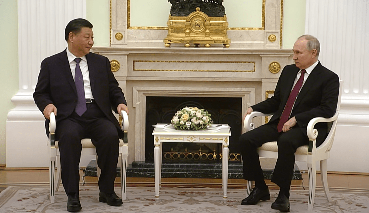 Си Цзиньпин: курс Китая на укрепление стратегического взаимодействия с Россией незыблем