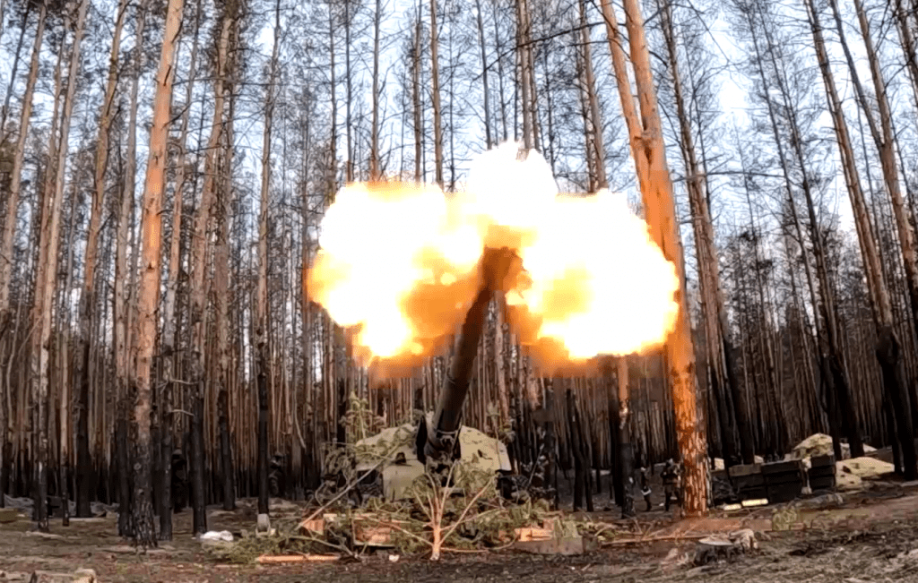 ВС России высокоточным ударом поразили склад боеприпасов украинских военных в Запорожской области