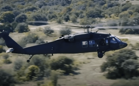 Военные вертолеты Black Hawk столкнулись во время учений в небе над Кентукки
