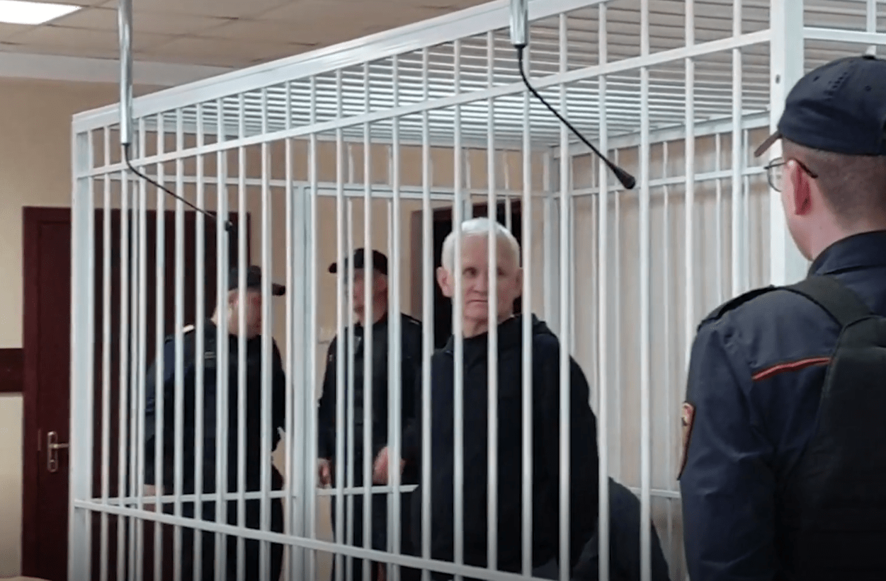 Лауреат Нобелевской премии мира Беляцкий приговорён Минским судом к 10 годам колонии