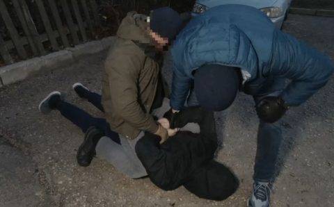 ФСБ: задержанный за госизмену житель Севастополя собирался поджечь административное помещение