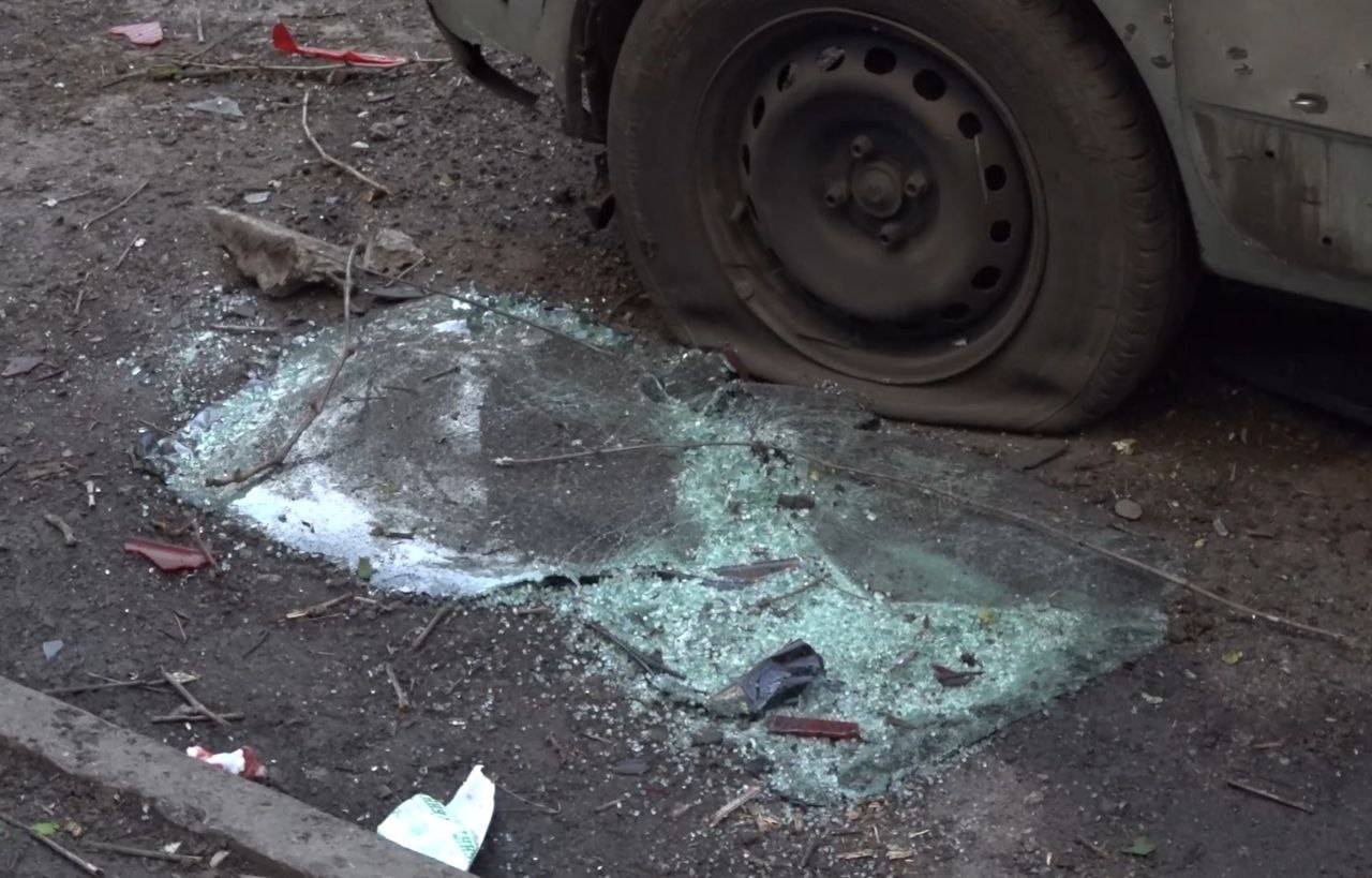 Полицейский погиб при взрыве у подъезда многоэтажки в Мелитополе