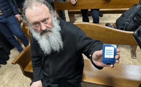 Киевский суд запретил митрополиту Павлу общаться с верующими вживую