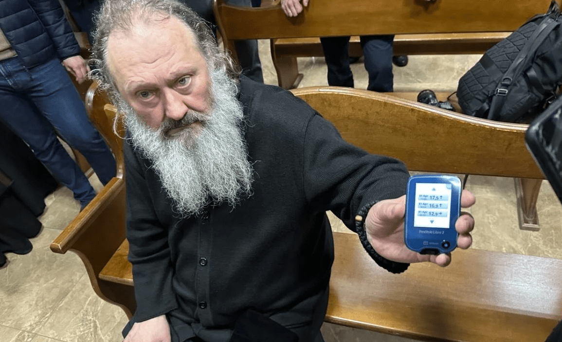 Киевский суд запретил митрополиту Павлу общаться с верующими вживую