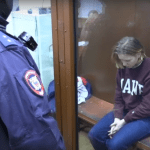 Московский суд продлил арест обвиняемой в теракте Дарьи Треповой