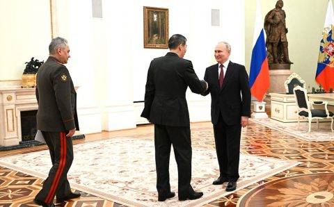 После приезда главы МИД Германии Бербок министр обороны Китая прибыл в Москву