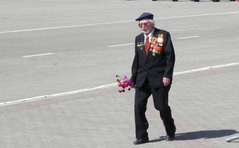 Петербургский фонд «Победа» собирается подарить ветеранам Великой Отечественной колбасную нарезку на 9 мая