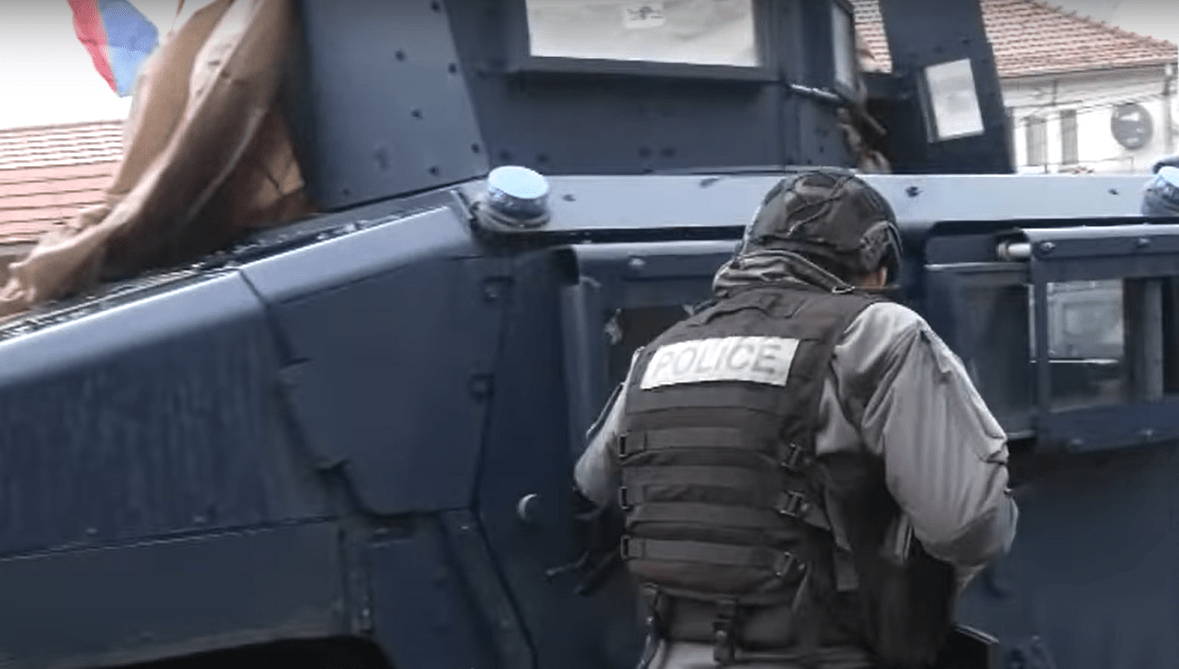 Косовская полиция сообщила о пяти пострадавших сотрудниках при столкновениях с протестующими