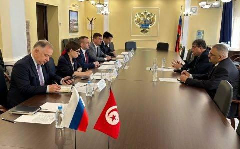 Росавиация обсудила с послом Туниса вопрос налаживания авиасообщения между странами