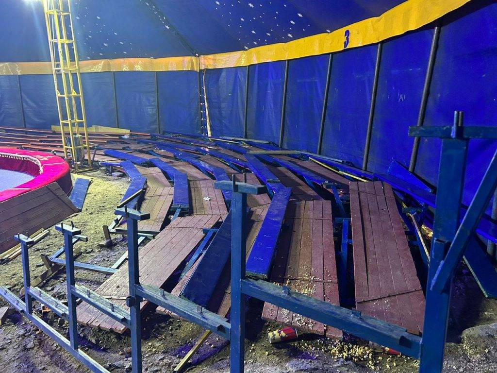СК возбудил уголовное дело по факту обрушения трибун в цирке-шапито в Ленобласти