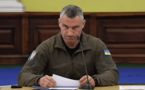 Мэр Киева Кличко приказал чиновнику Никоряку уволиться за нарушение комендантского часа