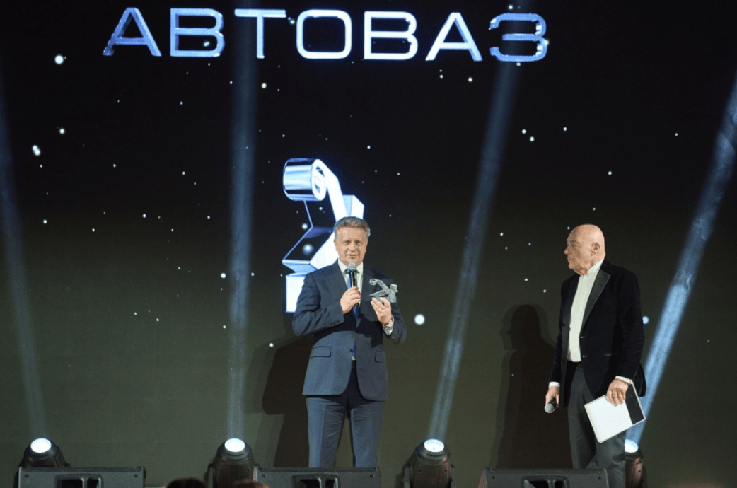 Соколов: АвтоВАЗ презентует новую Lada Granta летом 2024 года